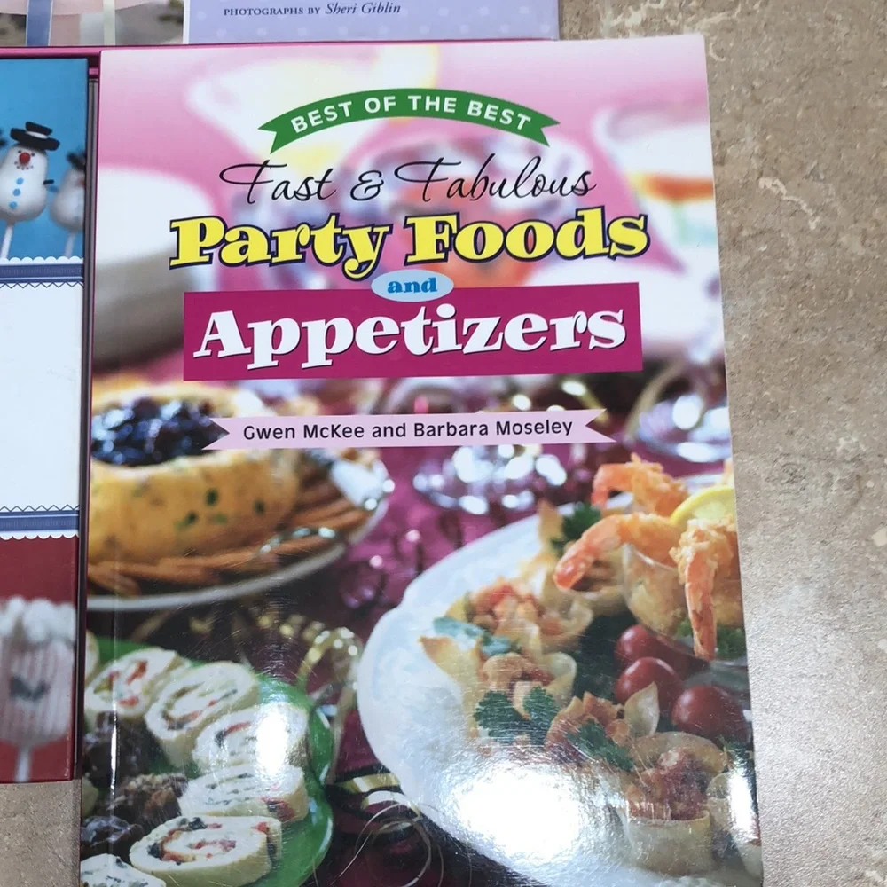 Cookbook Set - Picture 2 of 6
